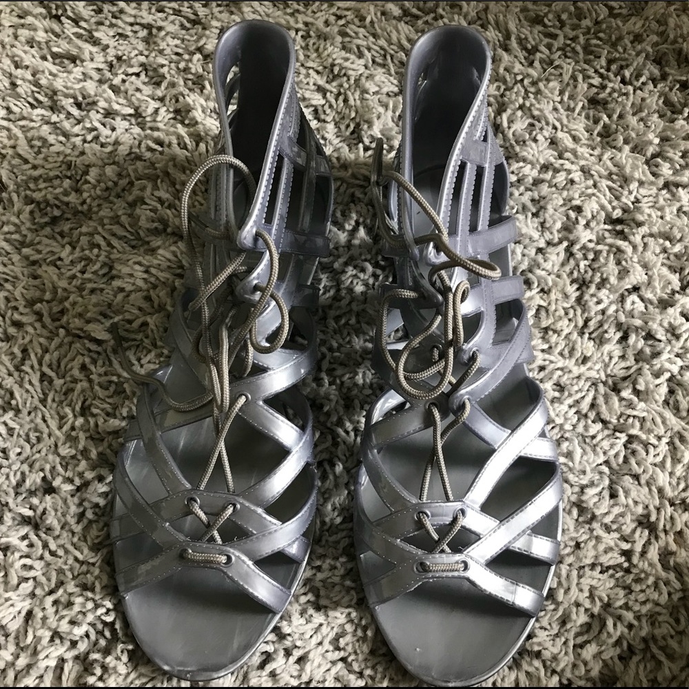 One step up sandals